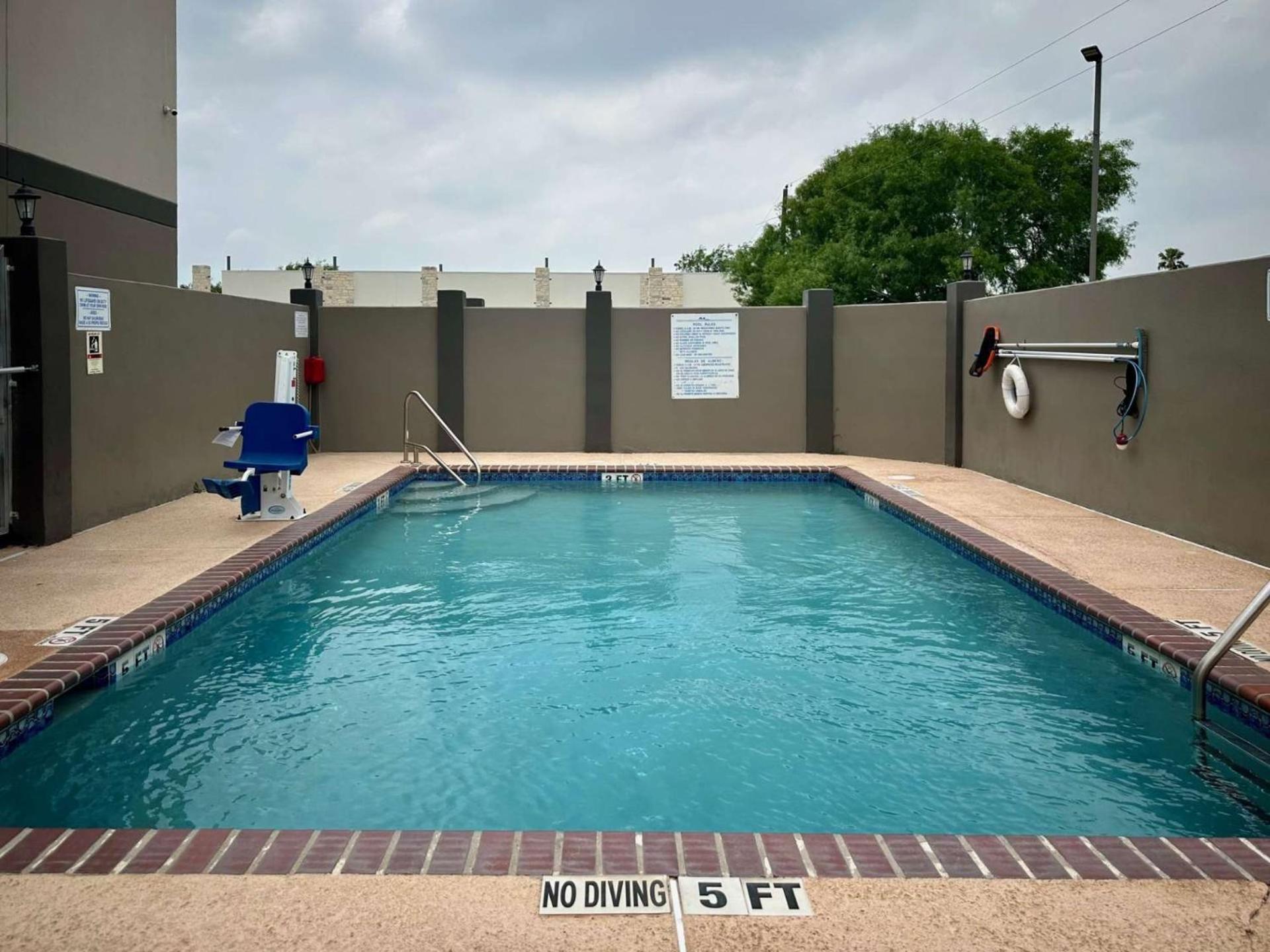 Motel 6-Mission, Tx Exterior photo